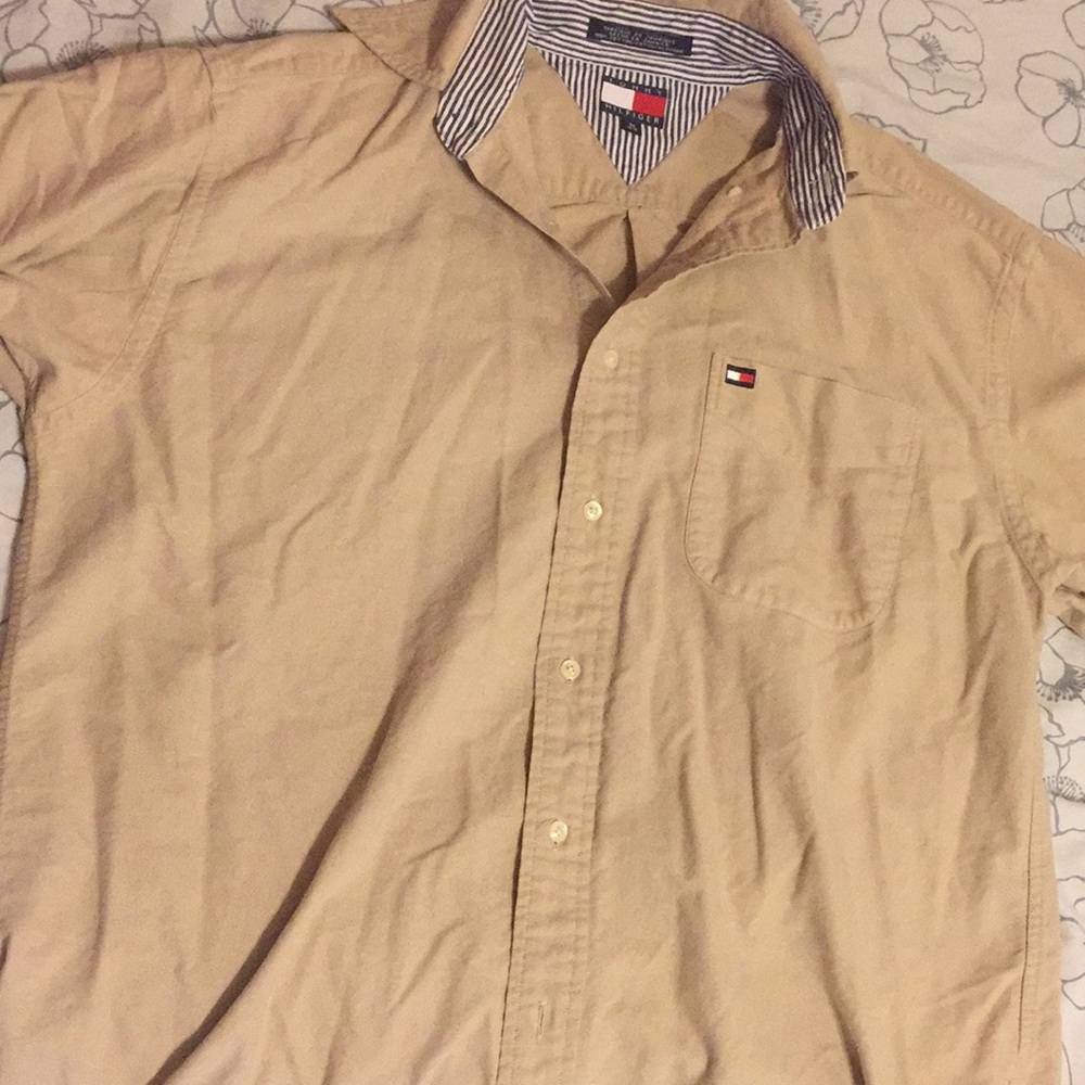 Tommy Hilfiger Button Up